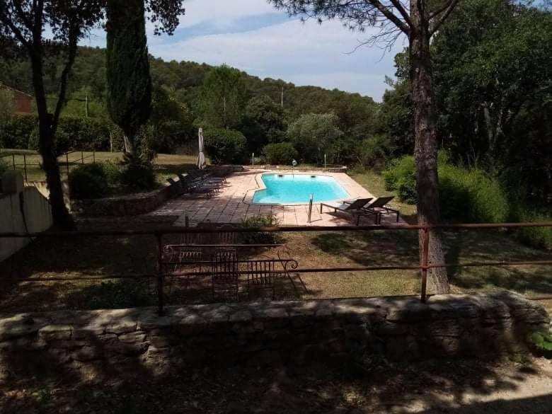 Comorebi Provence Entrecasteaux Екстериор снимка
