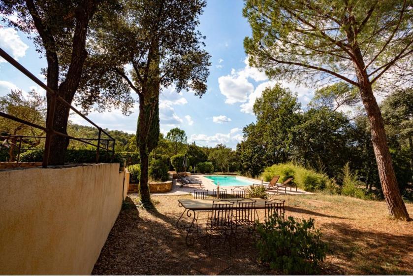 Comorebi Provence Entrecasteaux Екстериор снимка