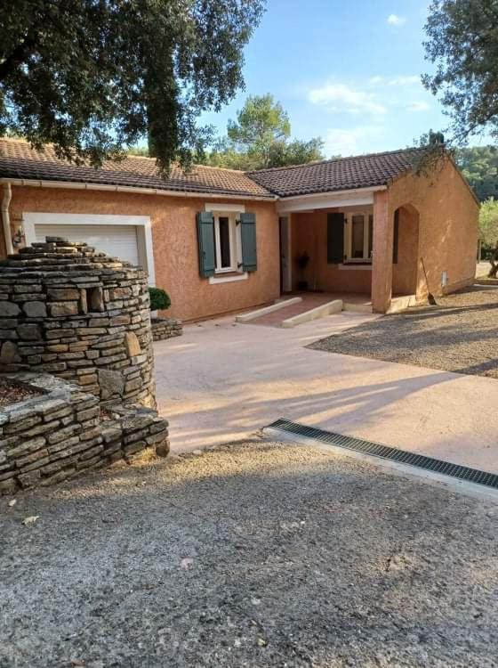 Comorebi Provence Entrecasteaux Екстериор снимка