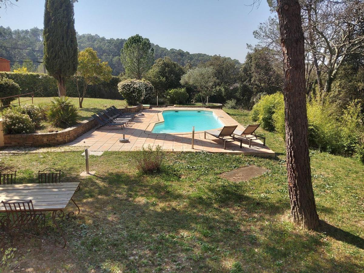 Comorebi Provence Entrecasteaux Екстериор снимка